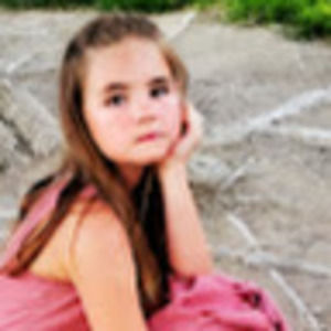 Meet your Posher, Madelyn